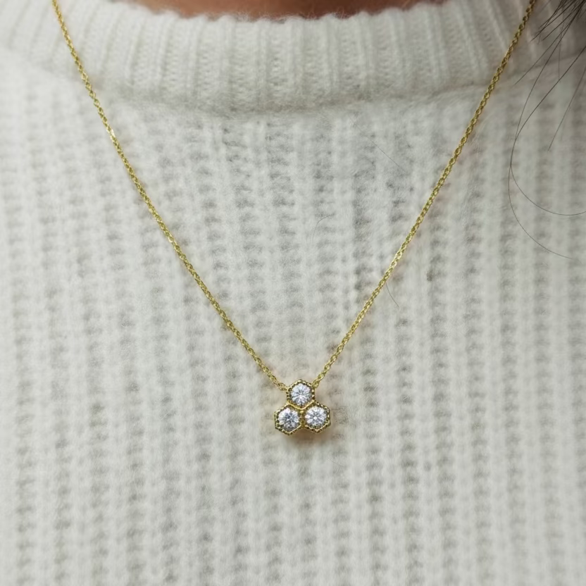 BeeMine 18ct Yellow Gold Diamond Trio Pendant